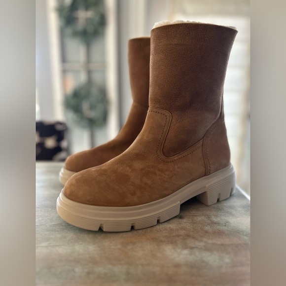NWOT Paul Green Palmer boots, tan, women's size 10. - Picture 1 of 12